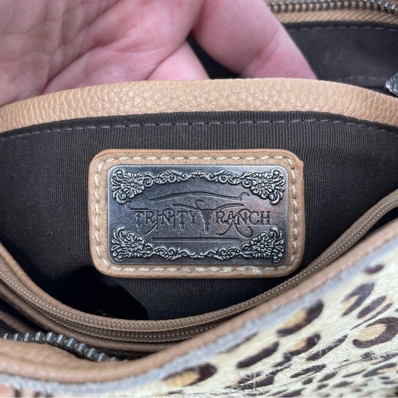 Trinity Ranch Handbag Cross Body Hair on Hide Leopard Cheetah Tan Brown Bag - Picture 10 of 10